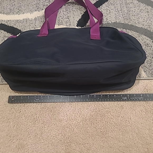 Gaiam Yoga Studio Gym Duffle Bag Black/purple Medium - Picture 8 of 13